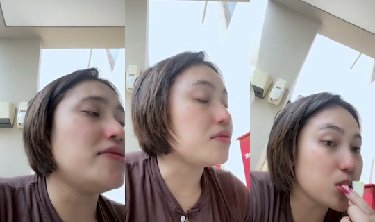 ayulestari044 TikTok Live — Oct 1, 2026, 5:16 AM