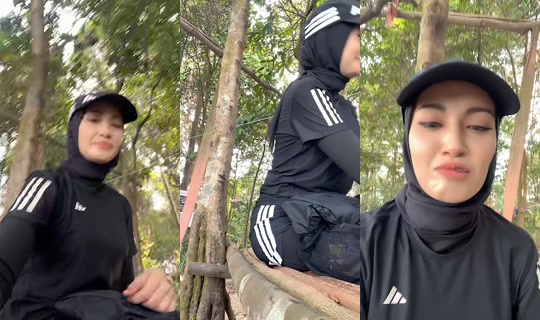 azreenmoin TikTok Live — Aug 24, 2026, 1:52 AM