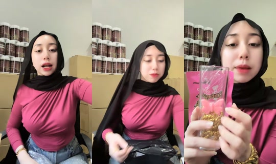azwienqistiena TikTok Live — Oct 5, 2026, 7:32 AM