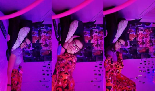 baby_bexsbee TikTok Live — Oct 5, 2026, 2:33 AM