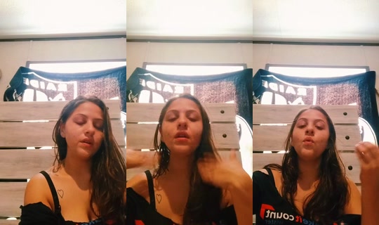 badb_918 TikTok Live — Oct 4, 2026, 4:51 PM