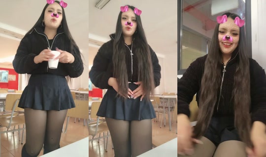 barbiee.coniee TikTok Live — Aug 24, 2026, 3:33 PM