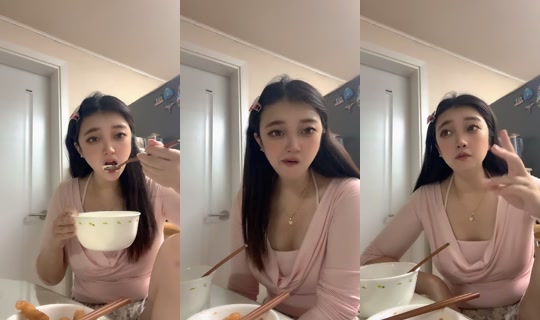 bebebaby19 TikTok Live — Aug 25, 2026, 10:19 AM