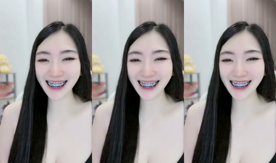 beebee._ TikTok Live — Aug 23, 2026, 3:38 PM
