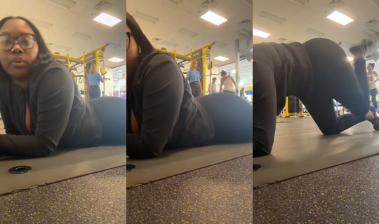 belfumchokola1 TikTok Live — Oct 8, 2026, 2:55 PM