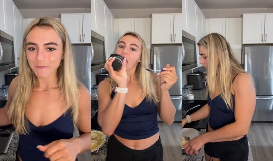 bellasmuscles TikTok Live — Oct 2, 2026, 1:52 AM