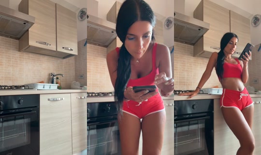 bellezzarara2026 TikTok Live — Aug 24, 2026, 4:18 PM