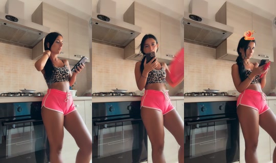 bellezzarara2026 TikTok Live — Aug 29, 2026, 4:17 PM