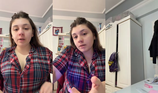 berroskida TikTok Live — Oct 8, 2026, 7:38 AM