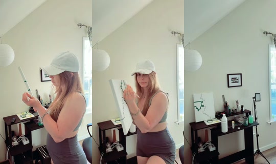 beskyeee TikTok Live — Oct 6, 2026, 7:52 PM