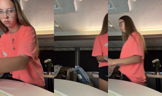 bethanie_devane TikTok Live — Sep 1, 2026, 12:33 PM