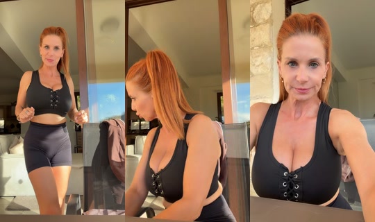 bettie_ballhaus_official TikTok Live — Oct 2, 2026, 1:51 PM