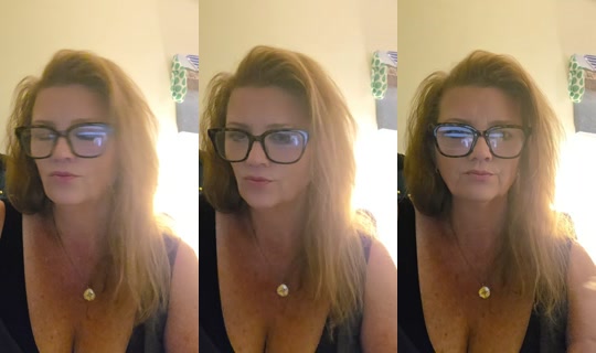 blu.1976 TikTok Live — Oct 4, 2026, 2:01 AM