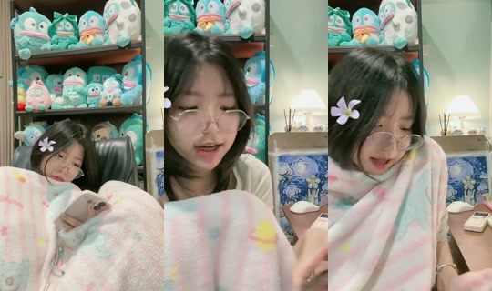 blue_tomatoo TikTok Live — Sep 26, 2026, 1:03 PM
