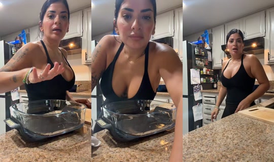 bonnieyepez TikTok Live — Oct 6, 2026, 11:33 PM