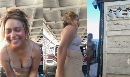 bri.tt.ni TikTok Live — Oct 2, 2026, 11:18 PM