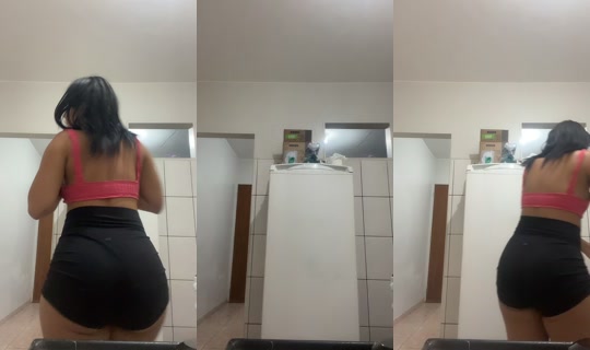 brunete_._ TikTok Live — Sep 9, 2026, 11:40 PM