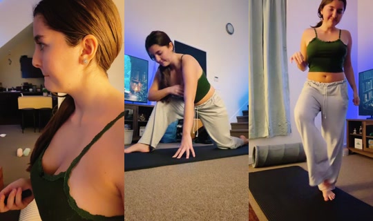 brunette.girly11 TikTok Live — Sep 28, 2026, 12:45 AM