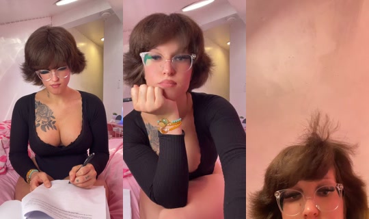 bunnyynoir2 TikTok Live — Aug 27, 2026, 12:25 AM