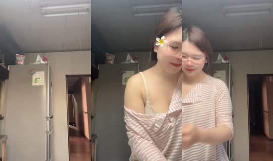 butter_20__03 TikTok Live — Oct 3, 2026, 4:21 AM