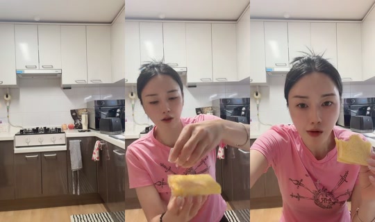 bydew222 TikTok Live — Aug 27, 2026, 1:00 PM