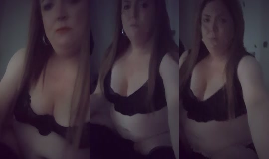 cafedollxx TikTok Live — Aug 24, 2026, 7:04 PM