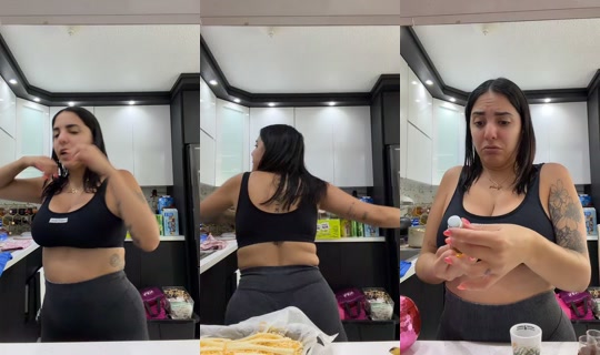 callmemoniriv TikTok Live — Oct 7, 2026, 7:07 PM