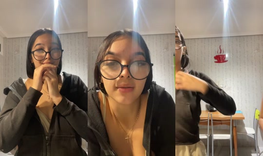 camii.lv00 TikTok Live — Oct 5, 2026, 10:05 PM