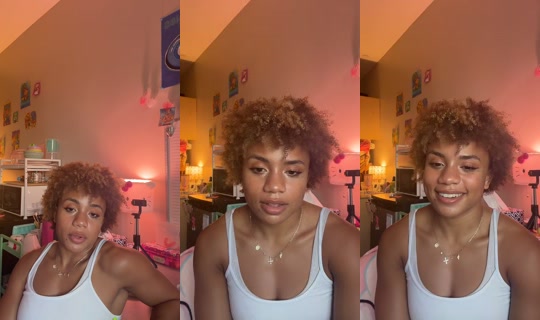 caprisunava TikTok Live — Aug 22, 2026, 11:33 PM