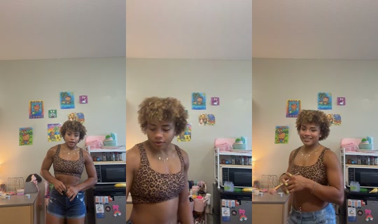 caprisunava TikTok Live — Aug 23, 2026, 7:31 PM