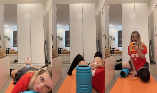 caramelblondegirl TikTok Live — Oct 4, 2026, 6:58 AM