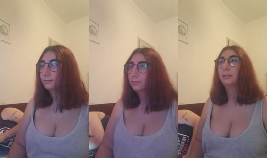 carinasousa2000 TikTok Live — Oct 4, 2026, 9:31 PM