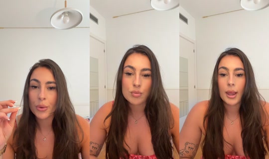 carlabonals TikTok Live — Aug 28, 2026, 11:20 AM