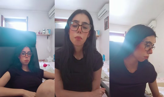 carlottaboi27 TikTok Live — Aug 23, 2026, 1:47 PM