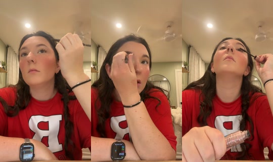 carlybeann TikTok Live — Oct 2, 2026, 10:01 AM