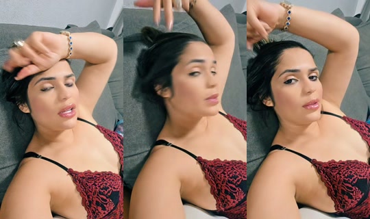 carolaynerocha7 TikTok Live — Oct 1, 2026, 12:42 AM