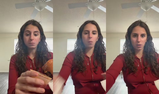carolineanania TikTok Live — Oct 2, 2026, 9:44 PM