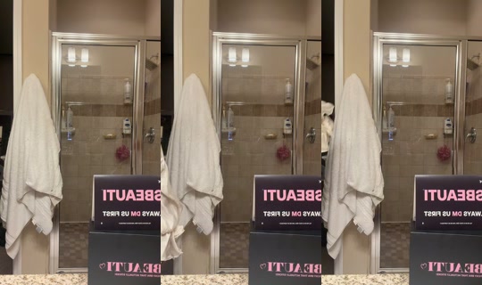 carolline.prax TikTok Live — Sep 6, 2026, 12:17 AM