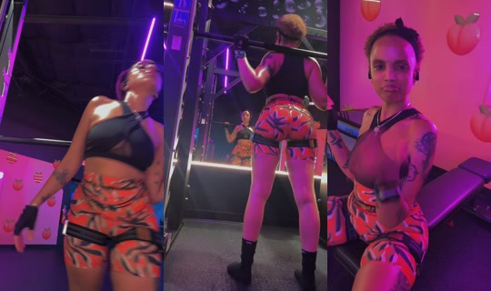 catoriwuti TikTok Live — Oct 8, 2026, 8:25 PM