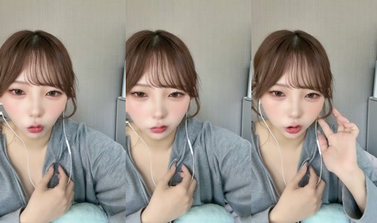 chamumu_cha TikTok Live — Oct 2, 2026, 10:44 PM