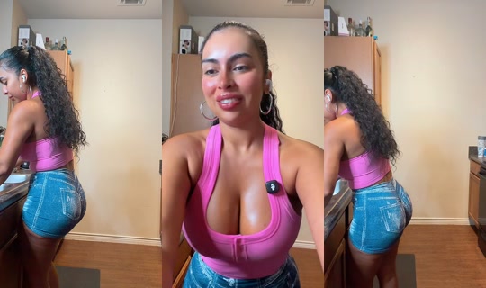 chavellasexy TikTok Live — Aug 23, 2026, 7:21 PM