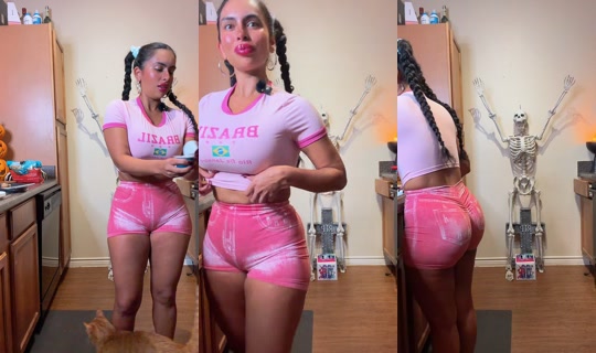 chavellasexy TikTok Live — Sep 17, 2026, 2:20 AM