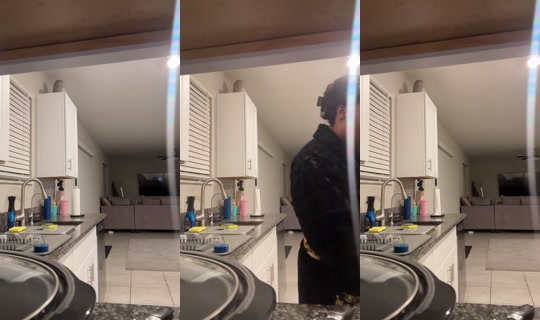 cheekyp7 TikTok Live — Oct 8, 2026, 11:21 PM