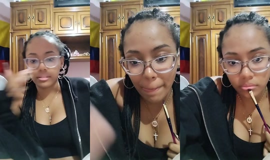 chel1iss._ TikTok Live — Aug 24, 2026, 9:46 PM