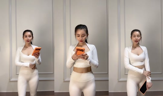 chicfitvn TikTok Live — Oct 2, 2026, 11:47 AM