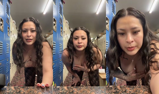 china.town000 TikTok Live — Aug 22, 2026, 2:33 AM