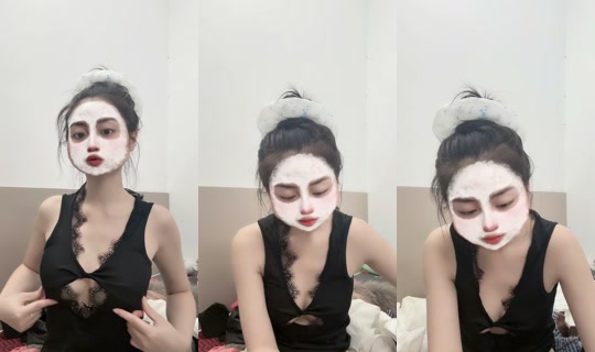 chinizze TikTok Live — Sep 22, 2026, 8:27 AM