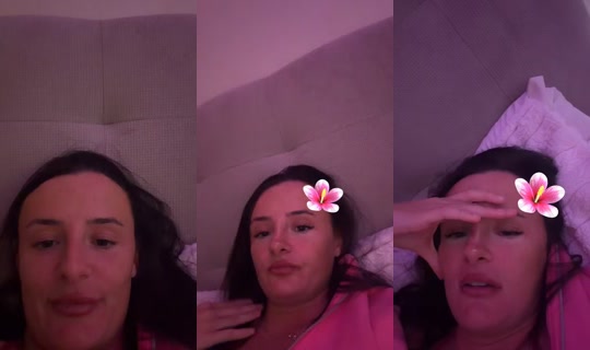 chloelyons99 TikTok Live — Oct 2, 2026, 8:37 PM