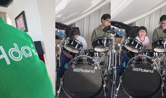 chomismaterialgirl TikTok Live — Sep 29, 2026, 1:03 AM
