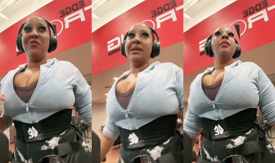 christinaeva TikTok Live — Oct 6, 2026, 1:55 PM